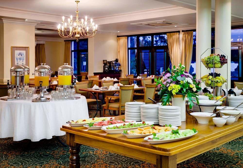 Protea Hotel By Marriott George King George Buitenkant foto
