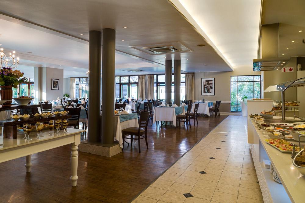 Protea Hotel By Marriott George King George Buitenkant foto