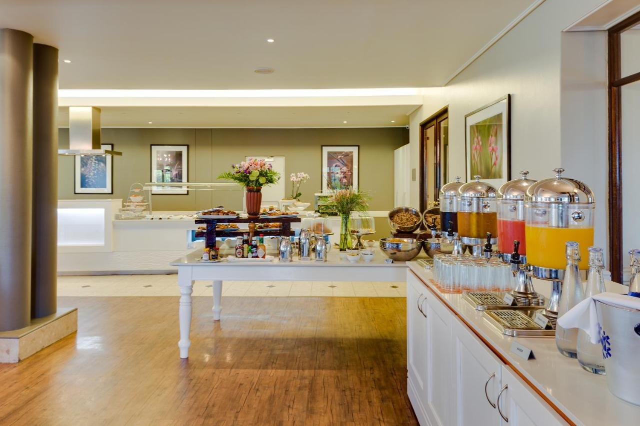 Protea Hotel By Marriott George King George Buitenkant foto