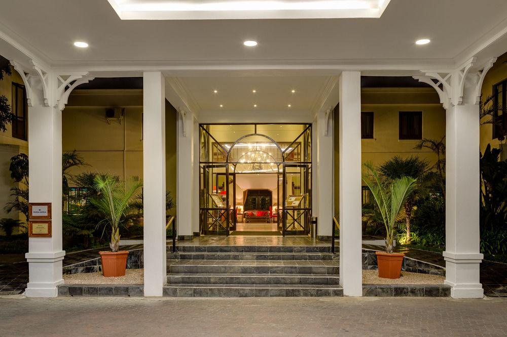 Protea Hotel By Marriott George King George Buitenkant foto