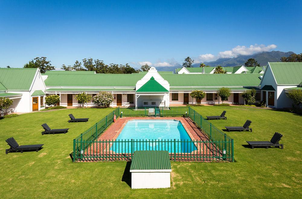 Protea Hotel By Marriott George King George Buitenkant foto
