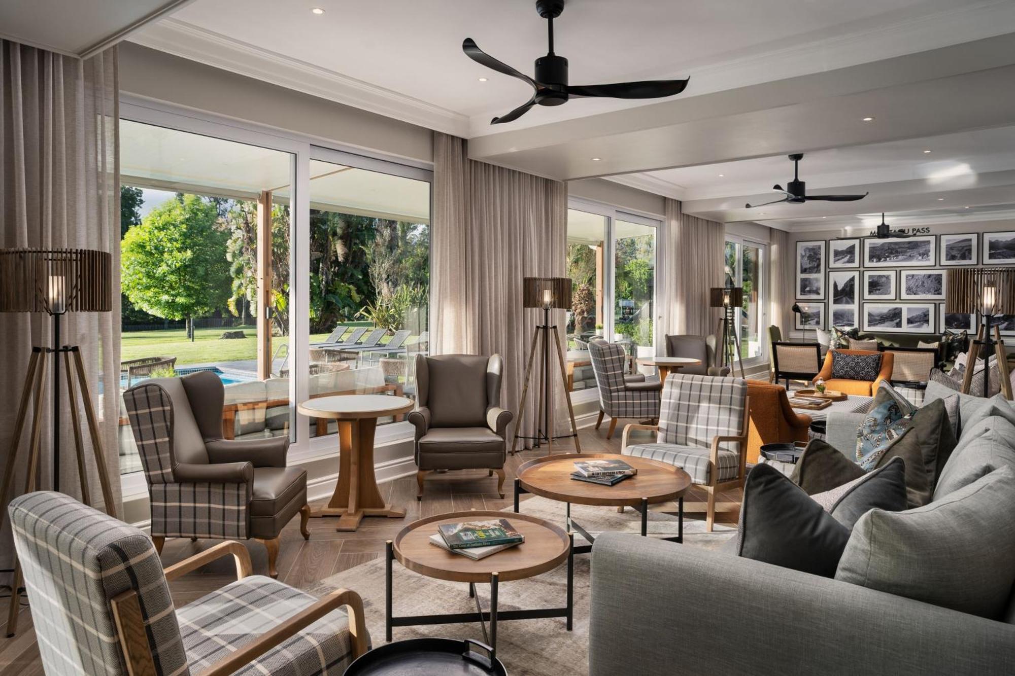Protea Hotel By Marriott George King George Buitenkant foto